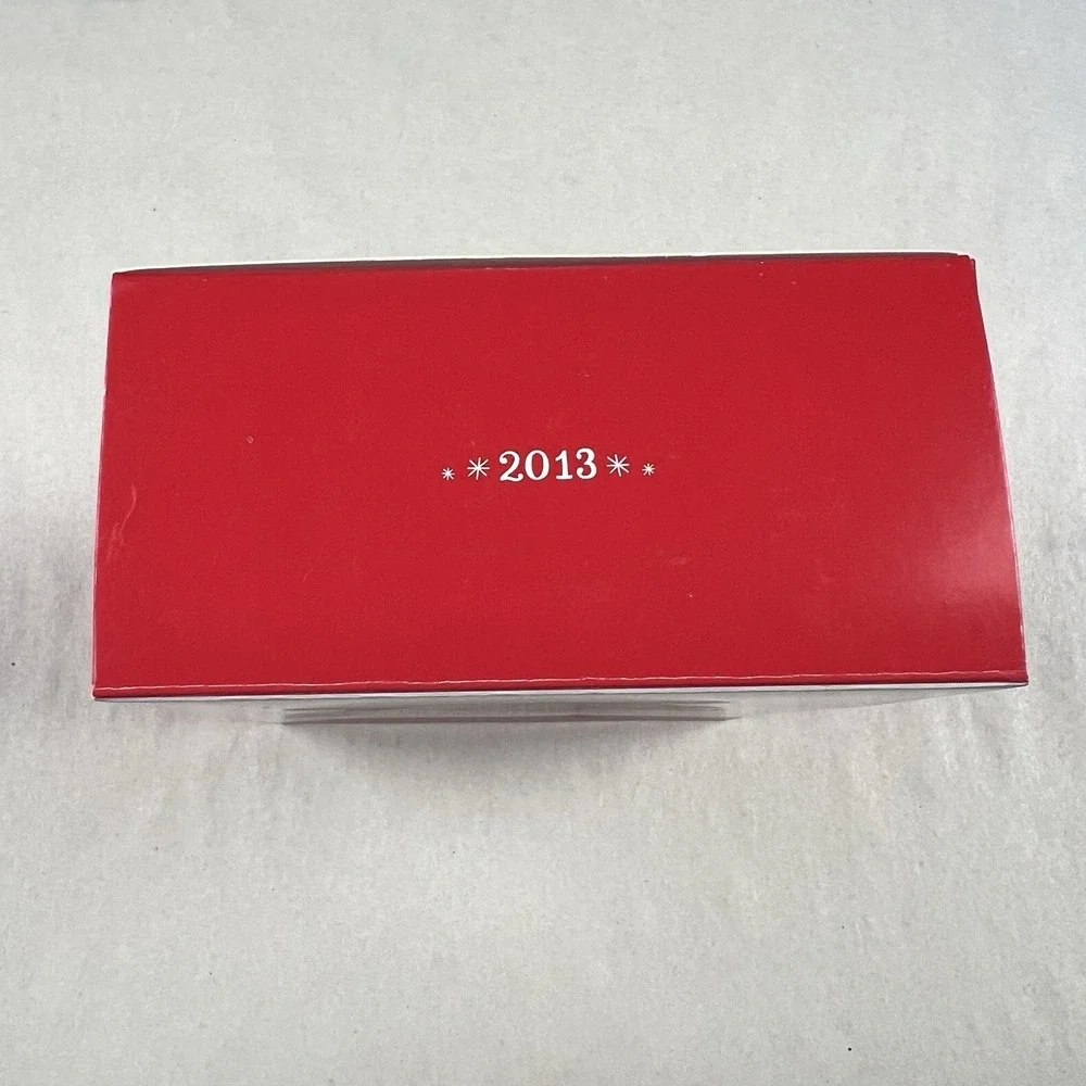 HALLMARK KEEPSAKE‎ CHRISTMAS THE MAGIC OF BELIEVING! 2013